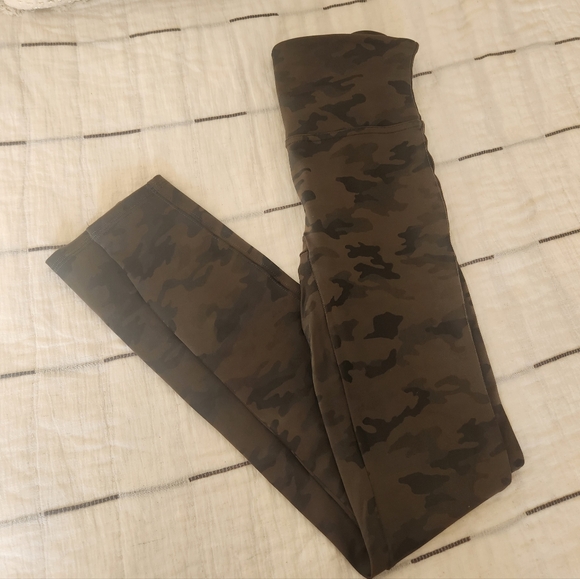 Camo Print Spanx - Picture 1 of 5